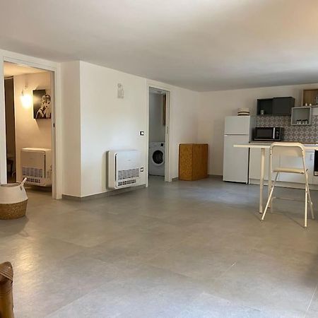 Casa Vacanze Amiche Del Mare Pulsano Exteriör bild